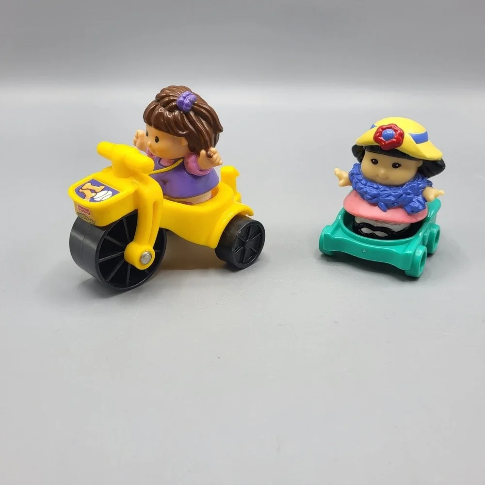 Fisher Price Little People Garden Tea Party Playset Figures Furniture Multicolor